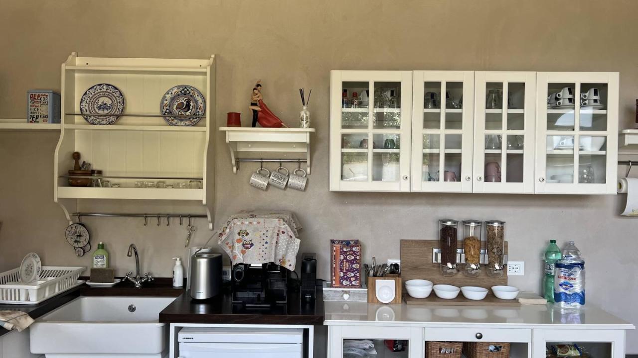 Guest House Le Vagabonde Φιουμιτσίνο Εξωτερικό φωτογραφία