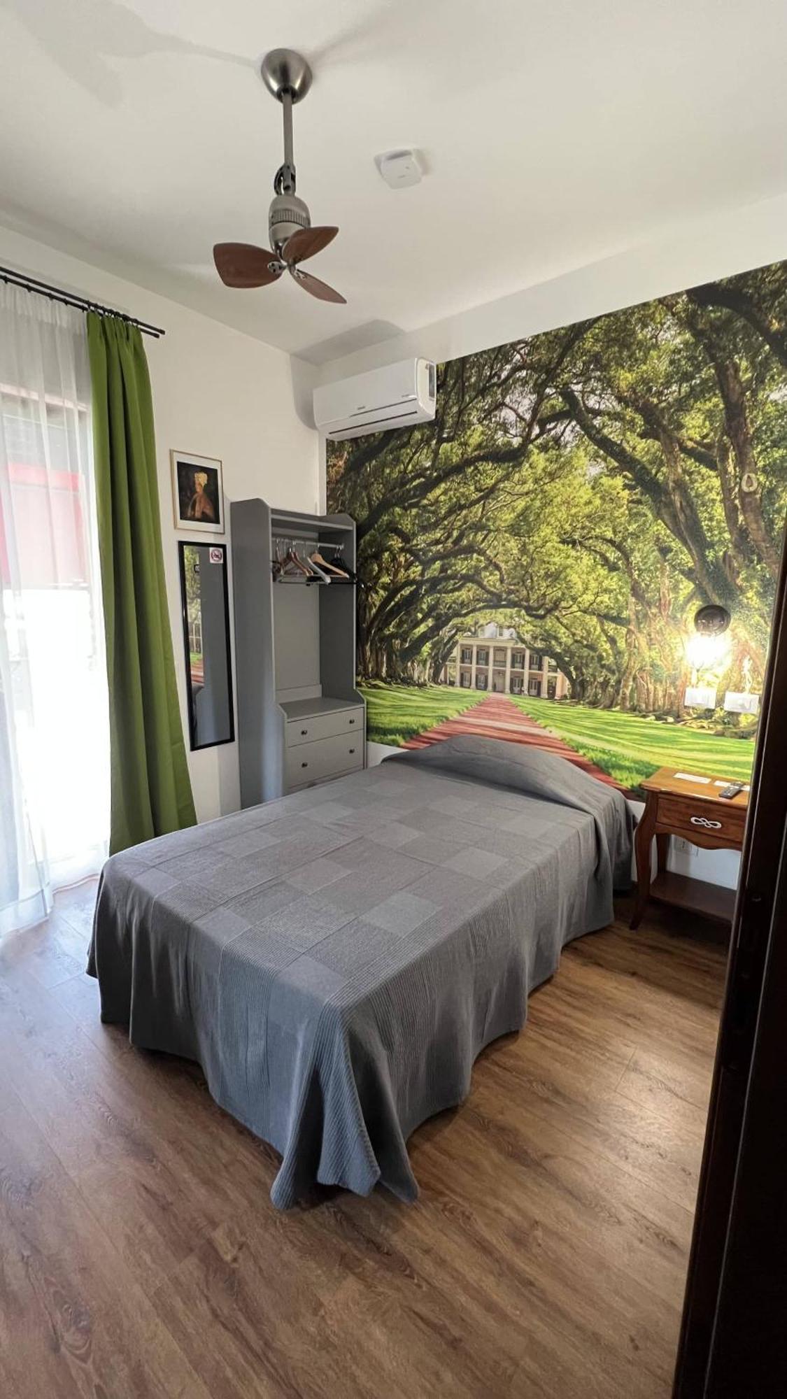 Guest House Le Vagabonde Φιουμιτσίνο Εξωτερικό φωτογραφία